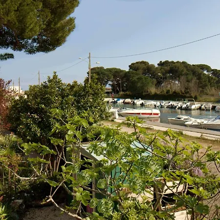 Des Iles D'or L'ayguade