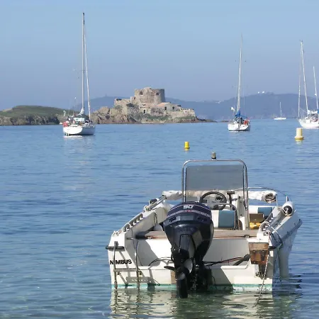 Des Iles D'or L'ayguade Hyeres